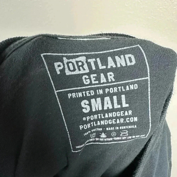 Portland Gear Pullover Crewneck Rose City Top Black Small - Picture 2 of 5